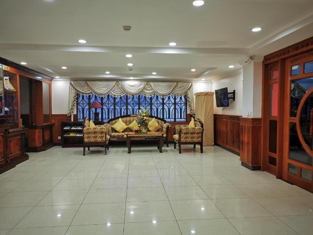 Jun Yue Hotel Πνομ Πενχ Εξωτερικό φωτογραφία