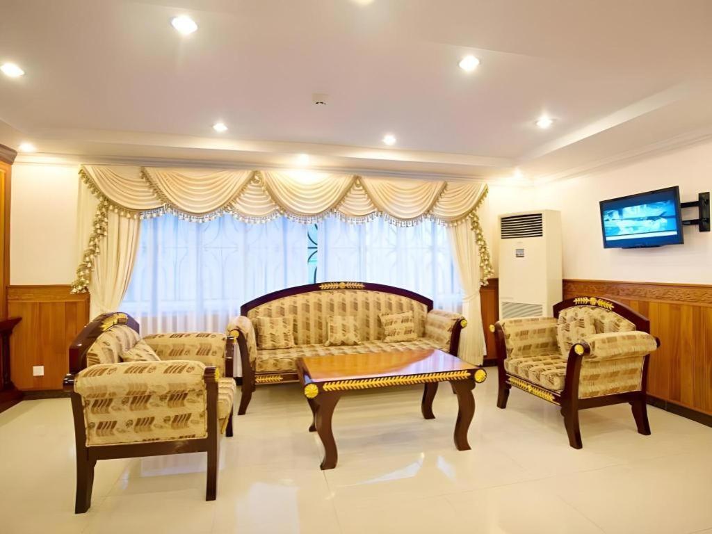 Jun Yue Hotel Πνομ Πενχ Εξωτερικό φωτογραφία